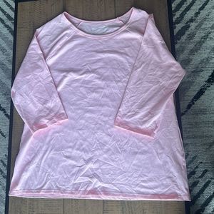 ⭐️3/$40⭐️Hanes t-shirt